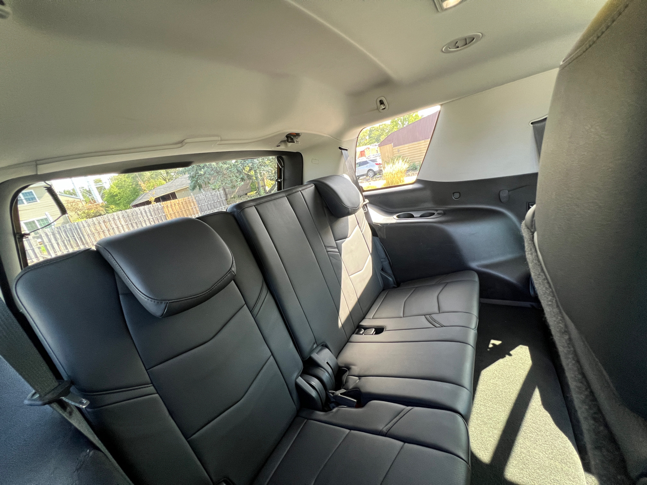 2018 Cadillac Escalade Luxury photo 39