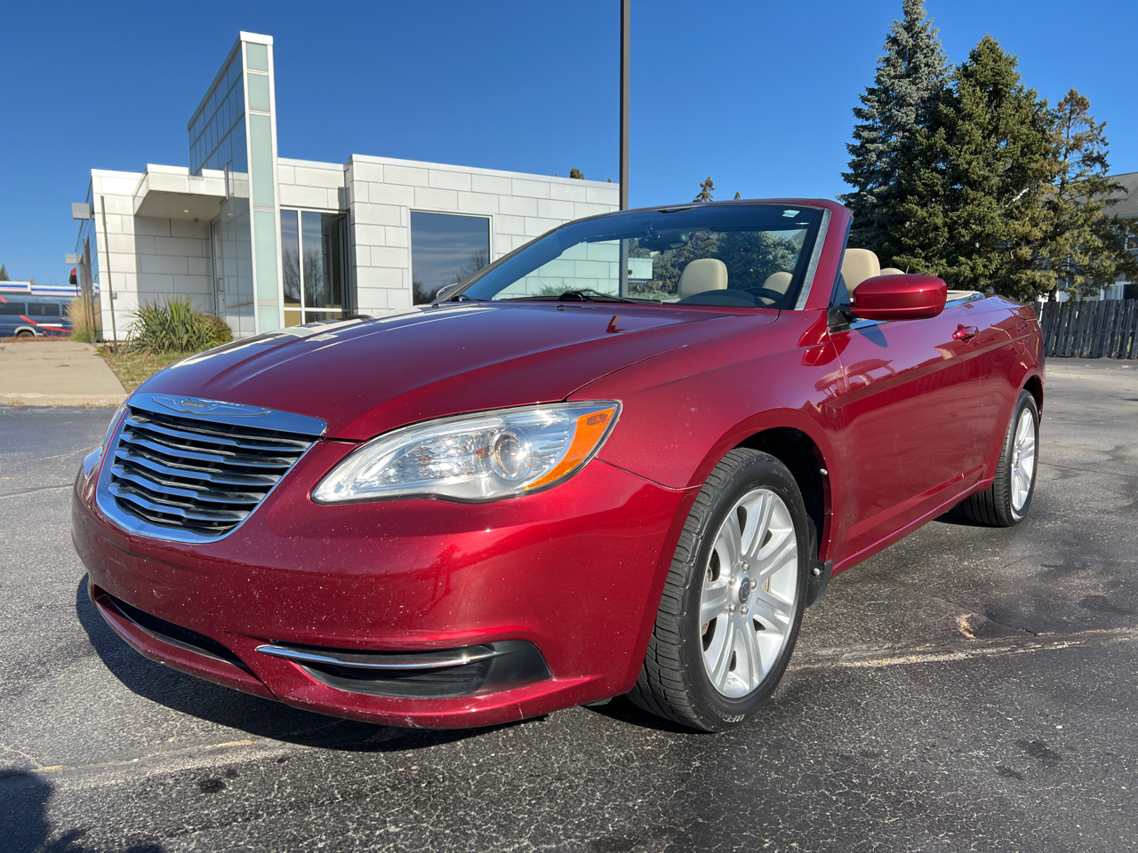 2012 Chrysler 200 Touring Convertible
