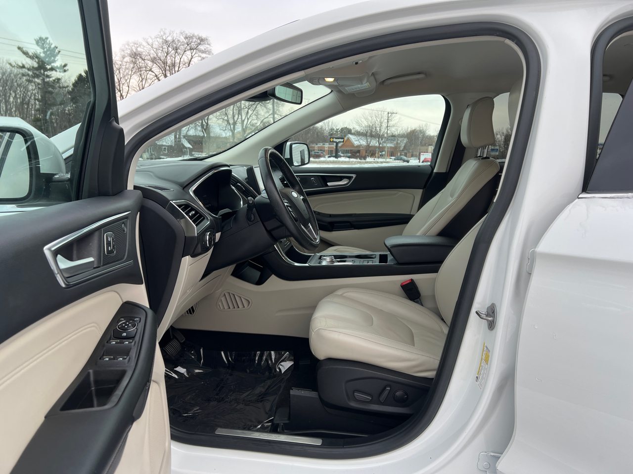 Ford Edge Titanium AWD 2021