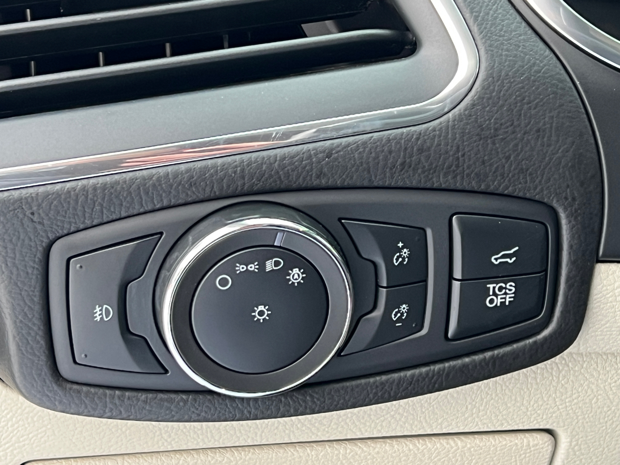 Ford Edge Titanium AWD 2021