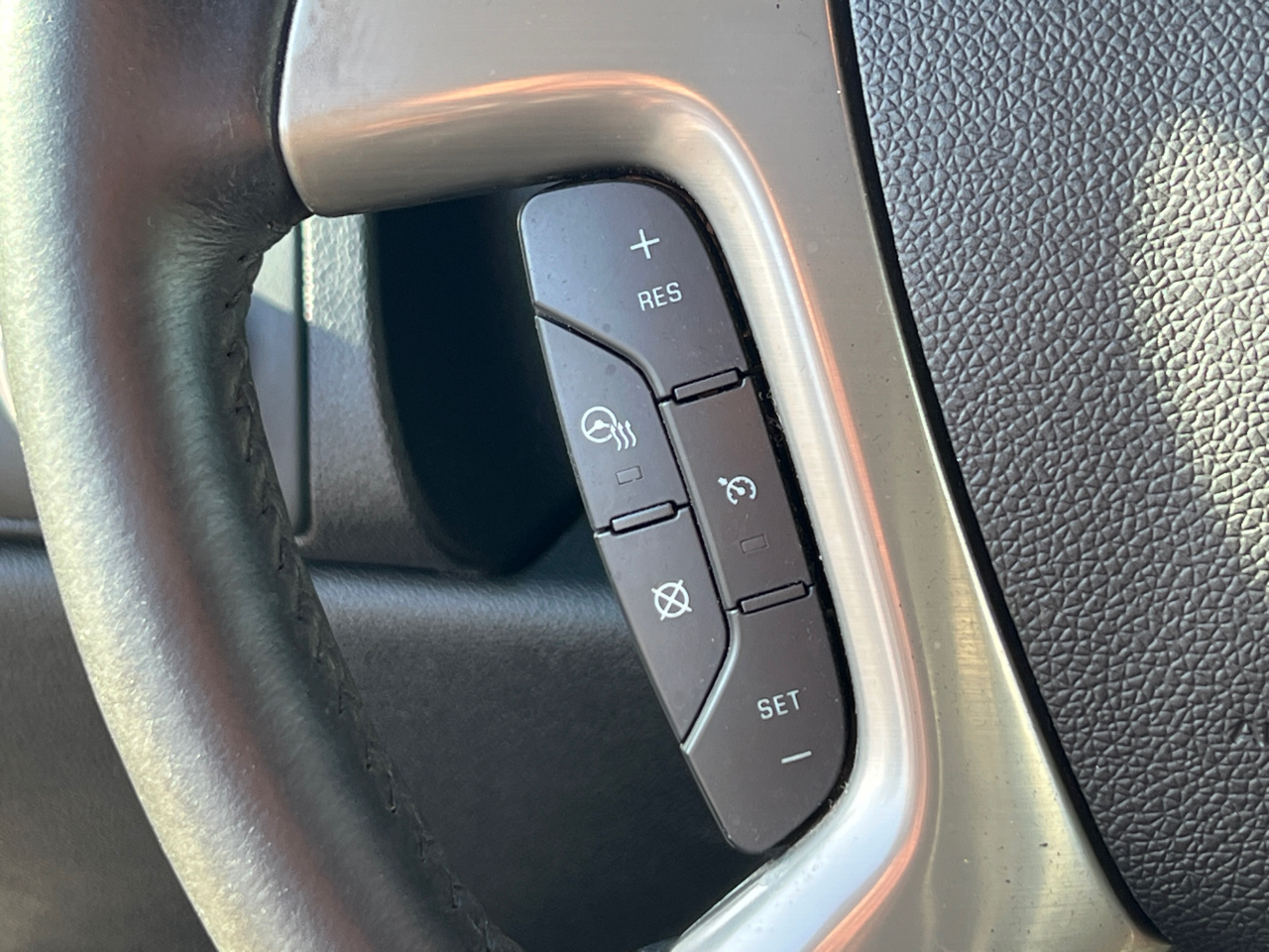 Chevrolet Tahoe LTZ 4WD 2013