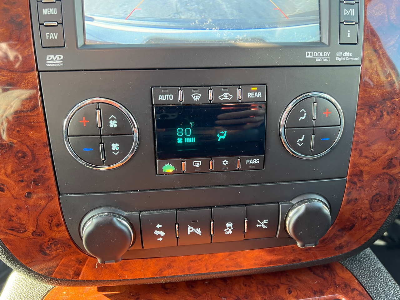 Chevrolet Tahoe LTZ 4WD 2013