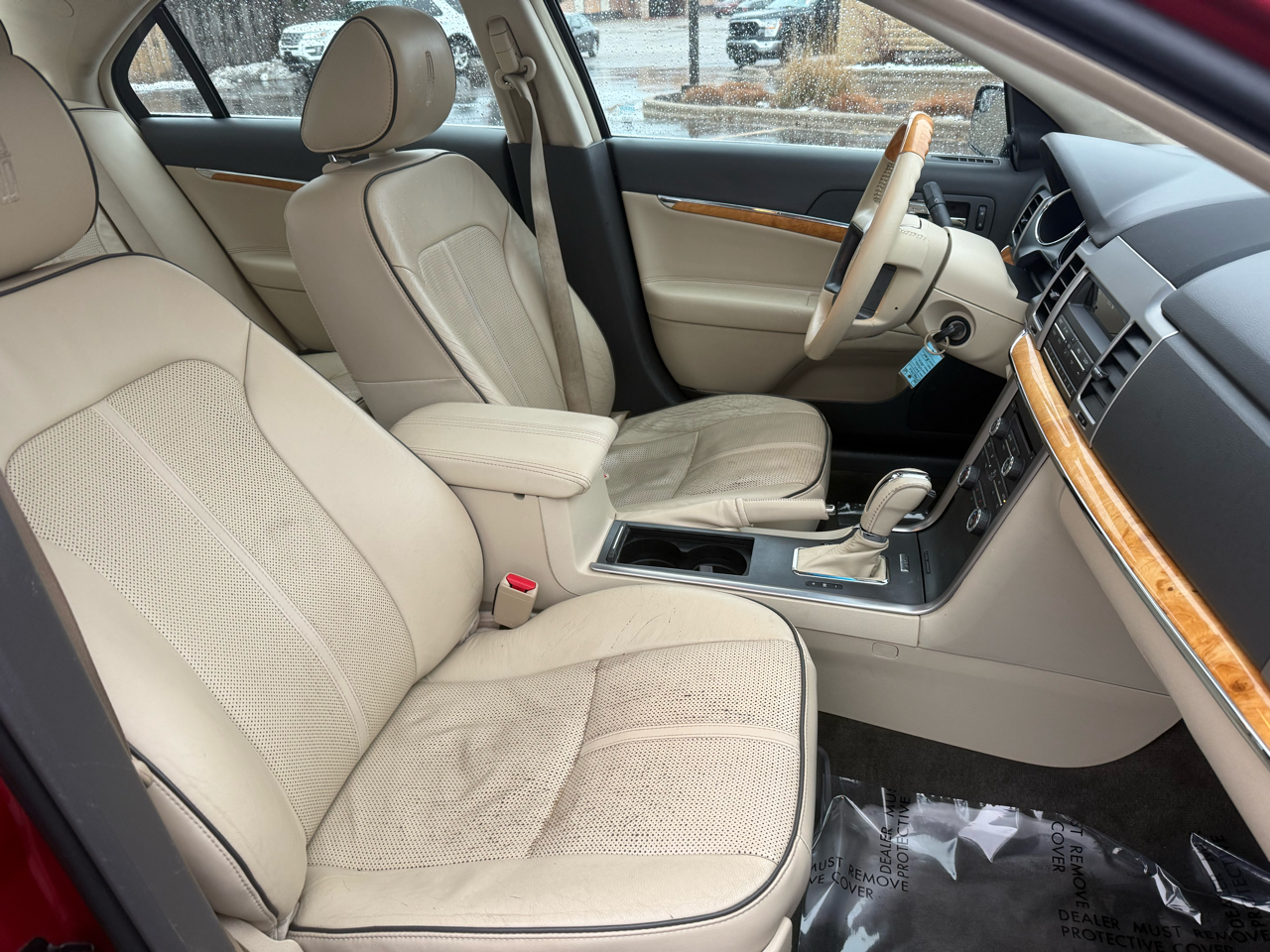 Lincoln MKZ FWD 2011