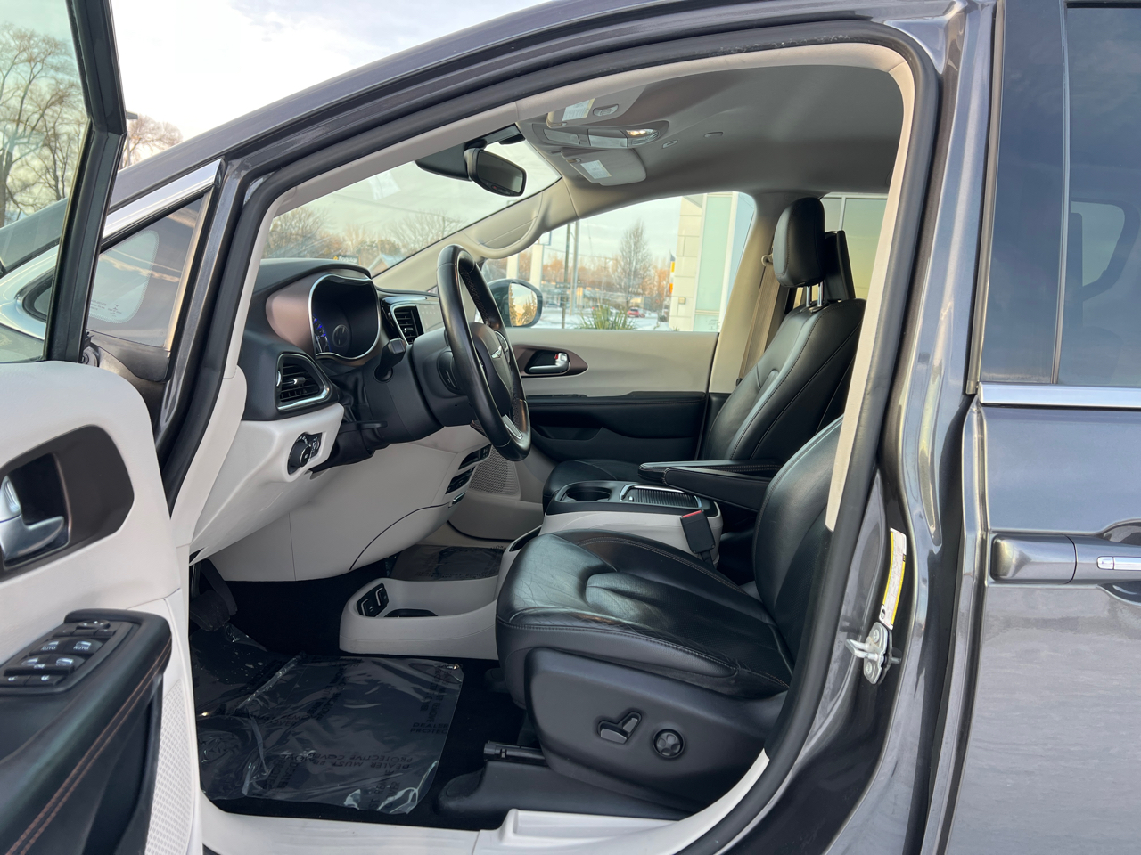 Chrysler Pacifica Touring-L Plus 2018