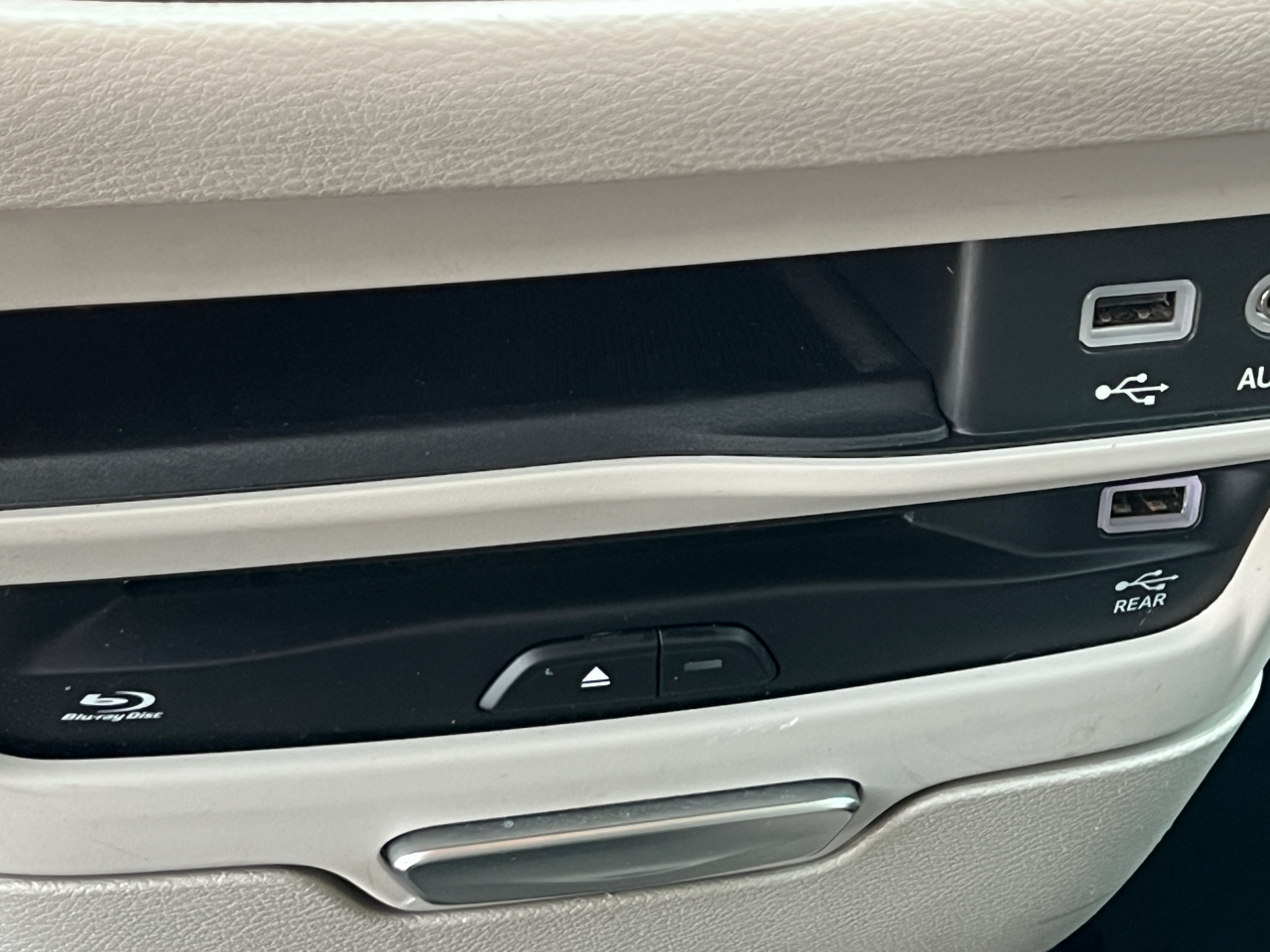 Chrysler Pacifica Touring-L Plus 2018