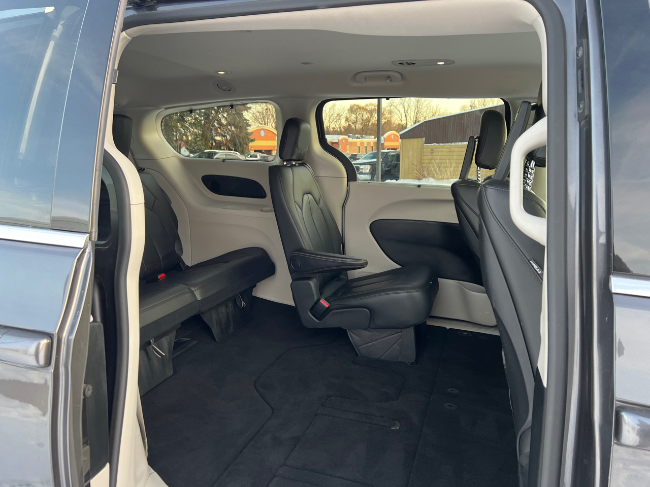 Chrysler Pacifica Touring-L Plus 2018
