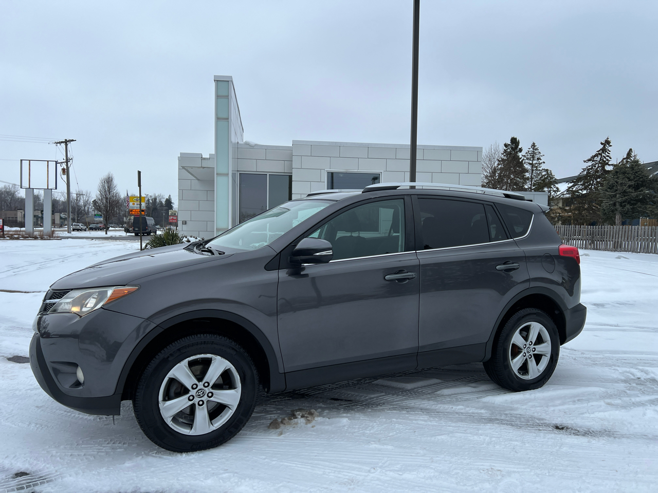 Toyota RAV4 XLE AWD 2015