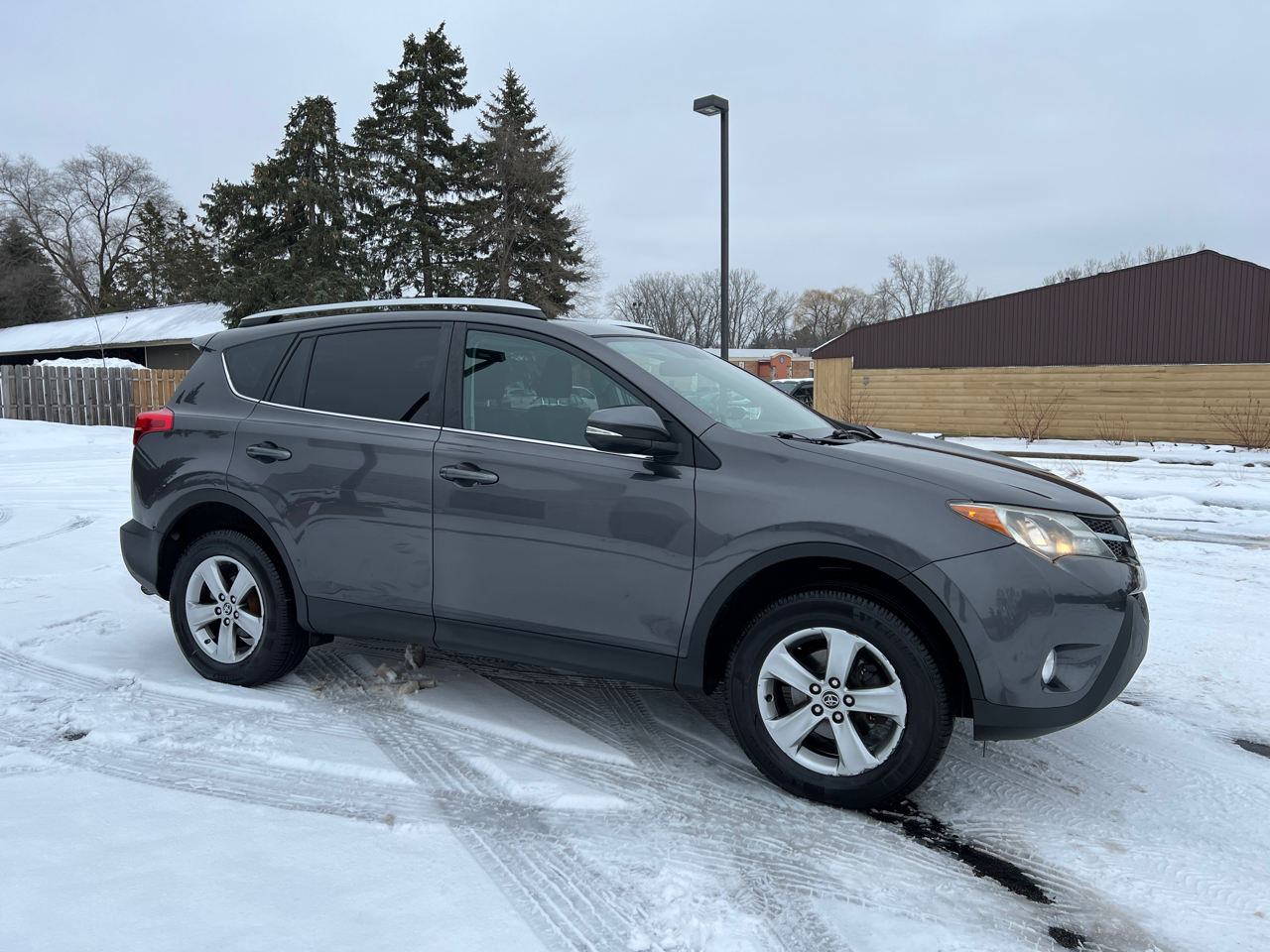 Toyota RAV4 XLE AWD 2015