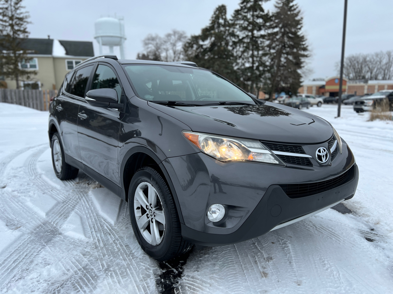 Toyota RAV4 XLE AWD 2015