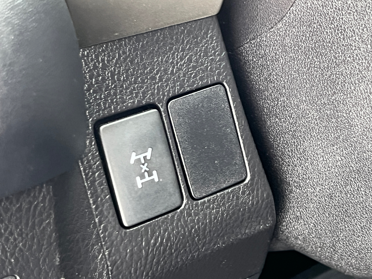 Toyota RAV4 XLE AWD 2015