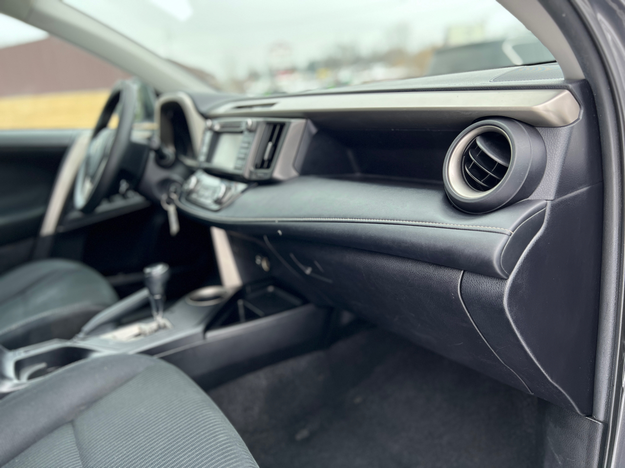 Toyota RAV4 XLE AWD 2015