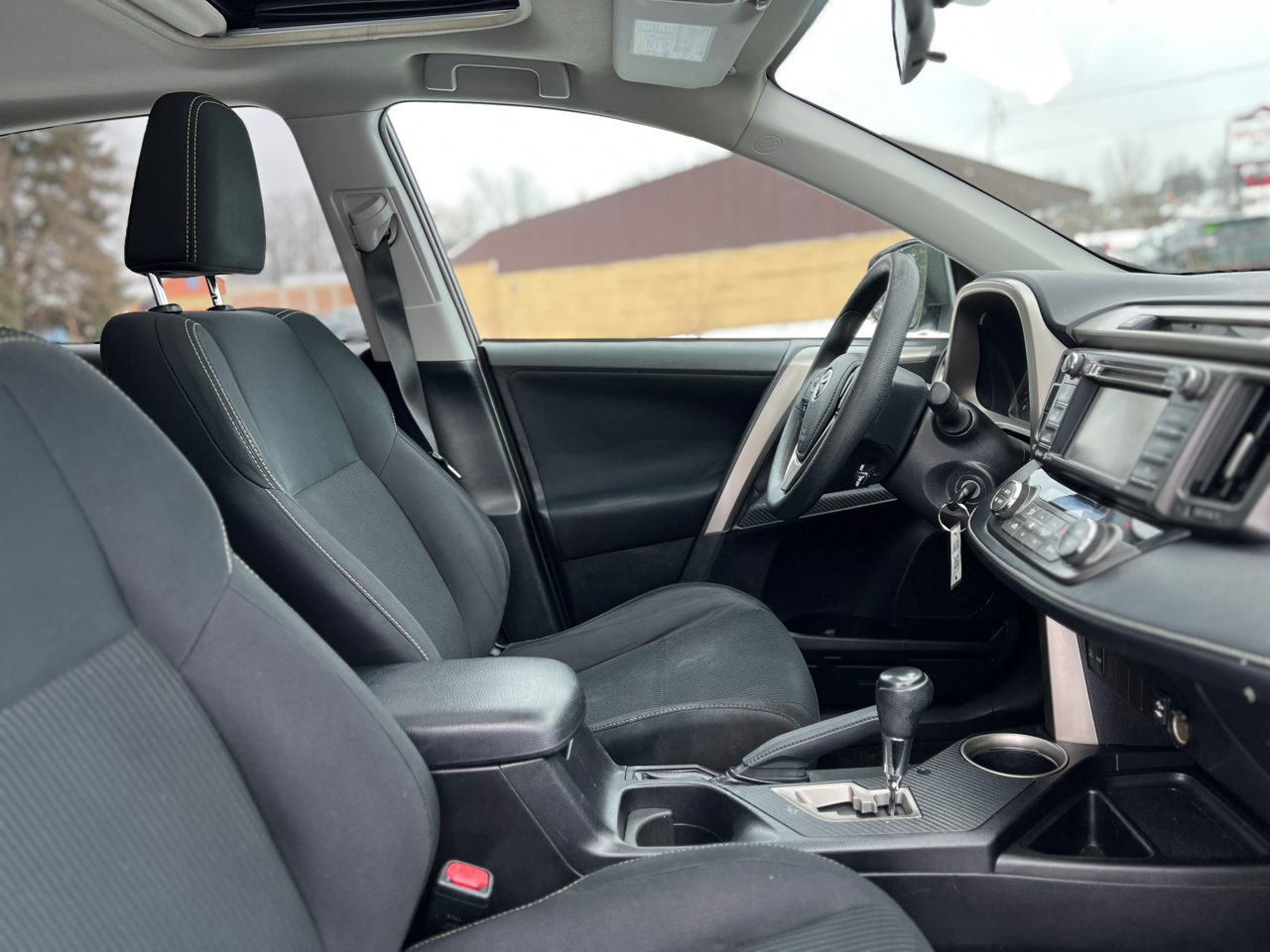 Toyota RAV4 XLE AWD 2015