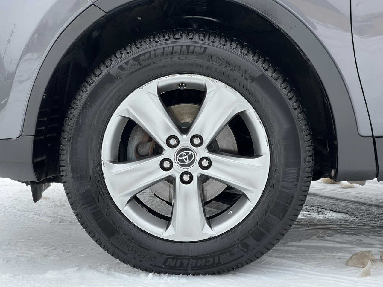 Toyota RAV4 XLE AWD 2015