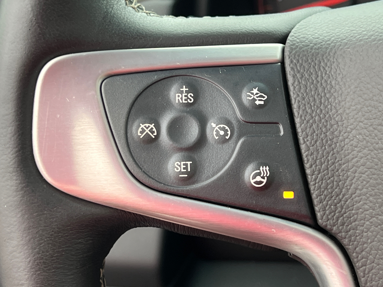 GMC Yukon XL SLT 1/2 Ton 4WD 2015