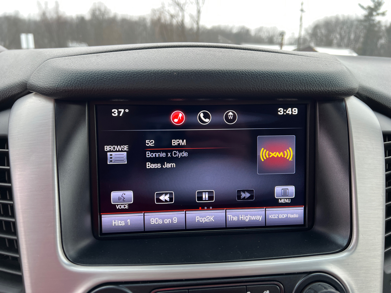 GMC Yukon XL SLT 1/2 Ton 4WD 2015