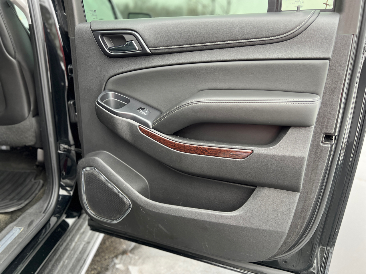 GMC Yukon XL SLT 1/2 Ton 4WD 2015