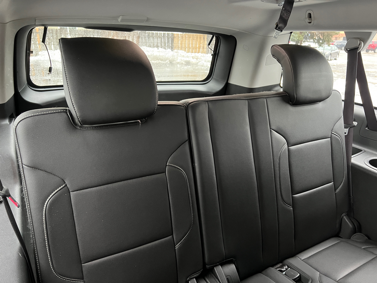 GMC Yukon XL SLT 1/2 Ton 4WD 2015