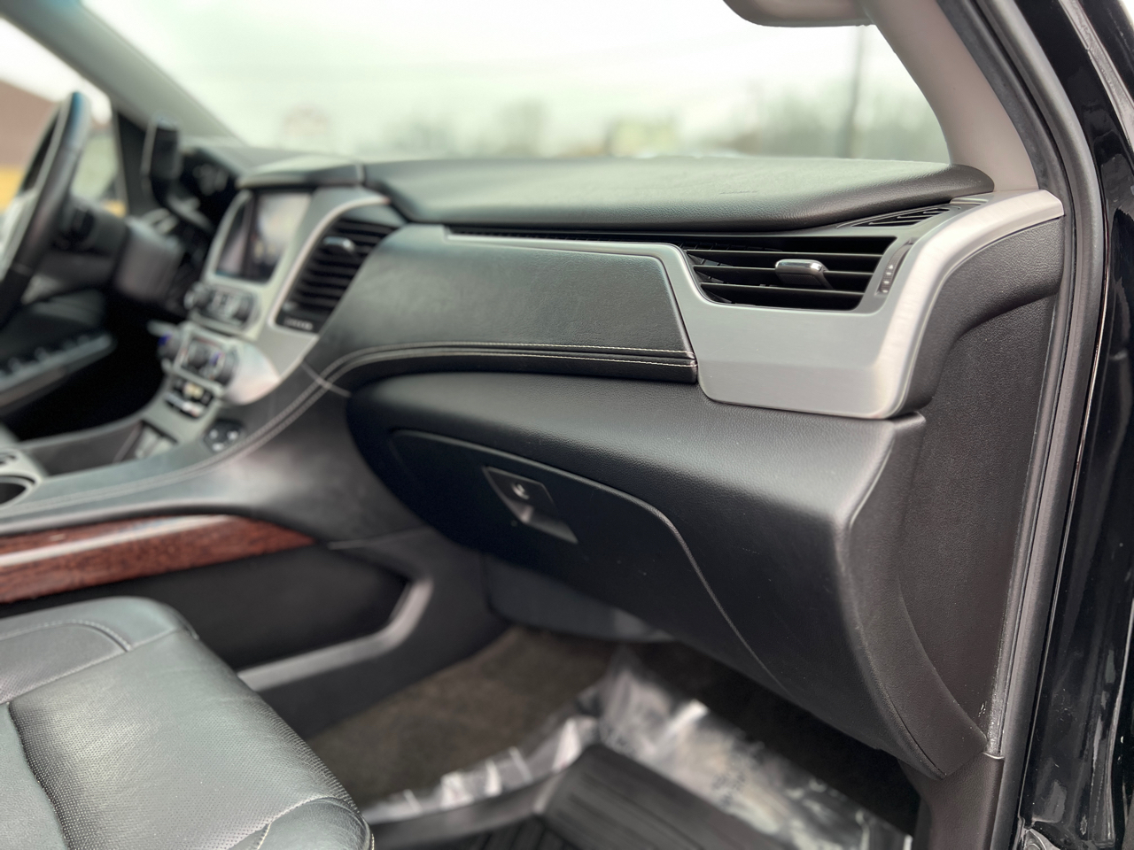 GMC Yukon XL SLT 1/2 Ton 4WD 2015