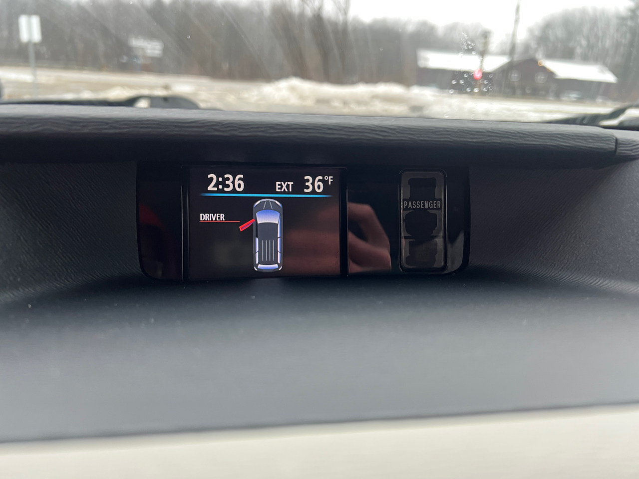 Toyota Sienna LE AWD 7-Passenger V6 2012