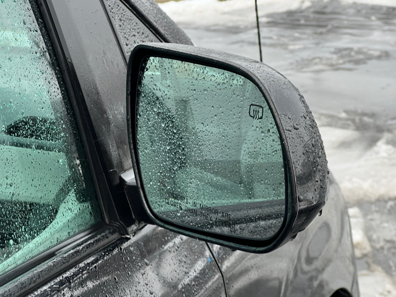 Toyota Sienna LE AWD 7-Passenger V6 2012