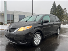 2012 Toyota Sienna 