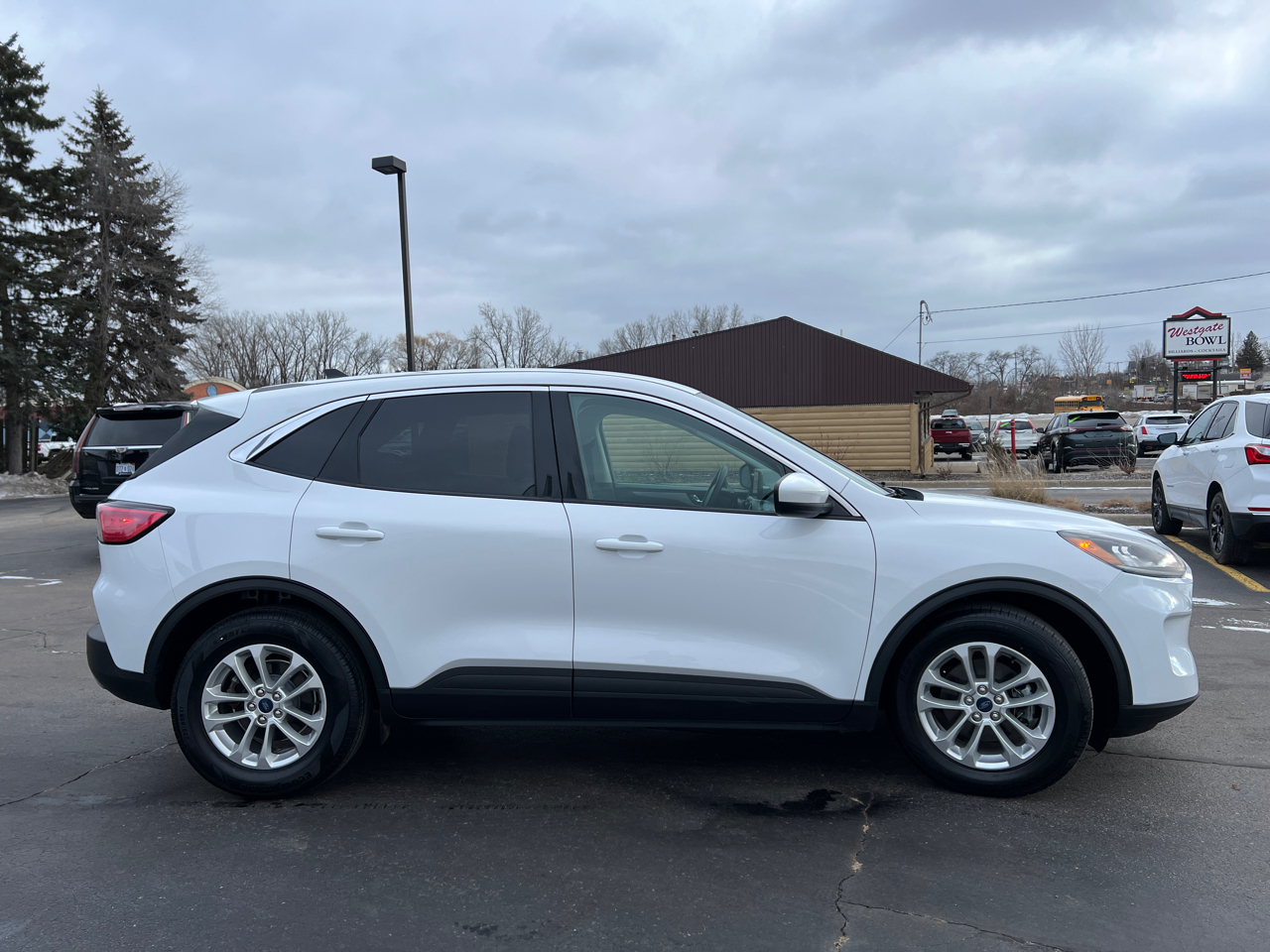 Ford Escape SE 2021