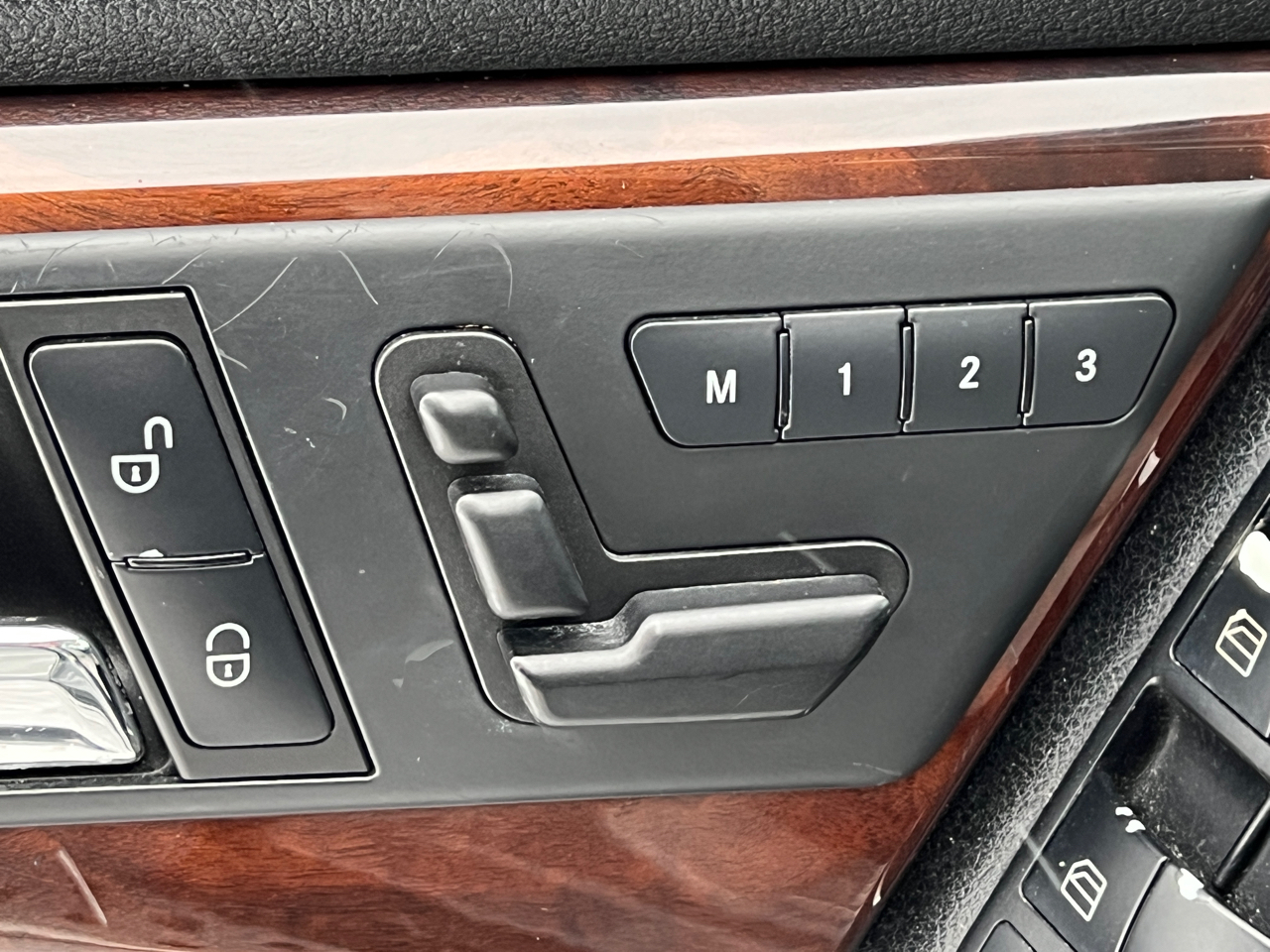 Mercedes-Benz GLK-Class GLK350 4MATIC 2011