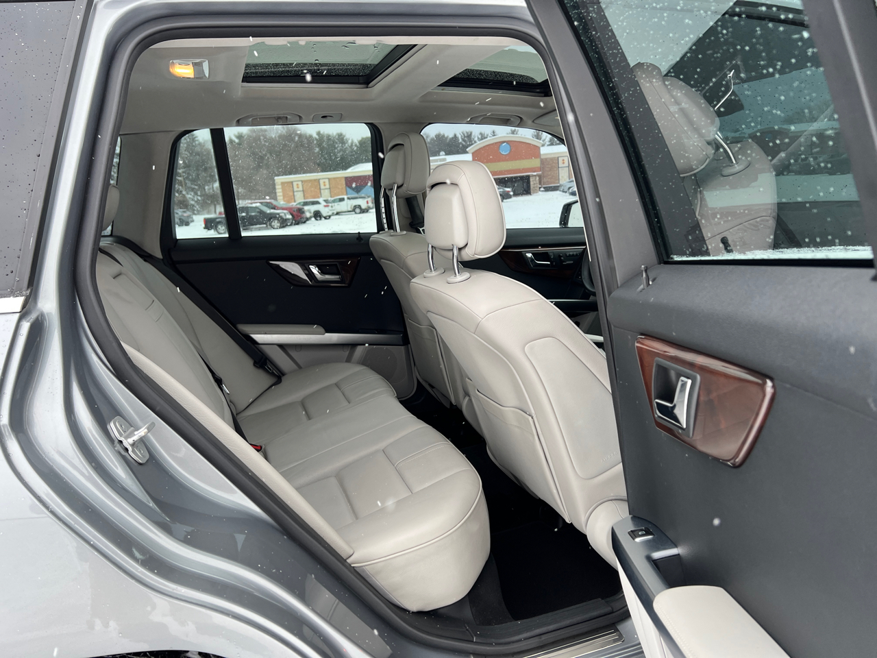 Mercedes-Benz GLK-Class GLK350 4MATIC 2011