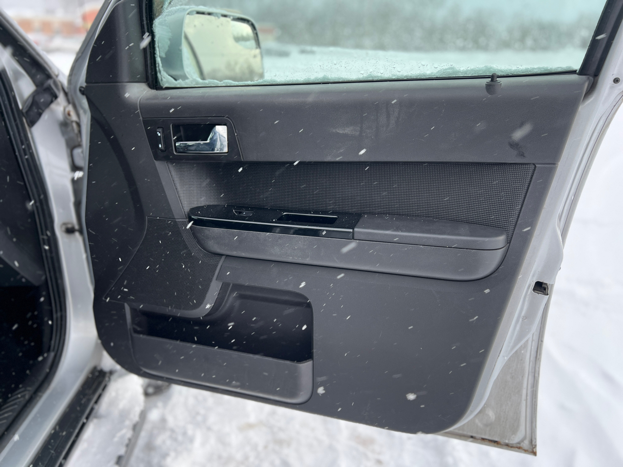 Ford Escape Limited 4WD 2011