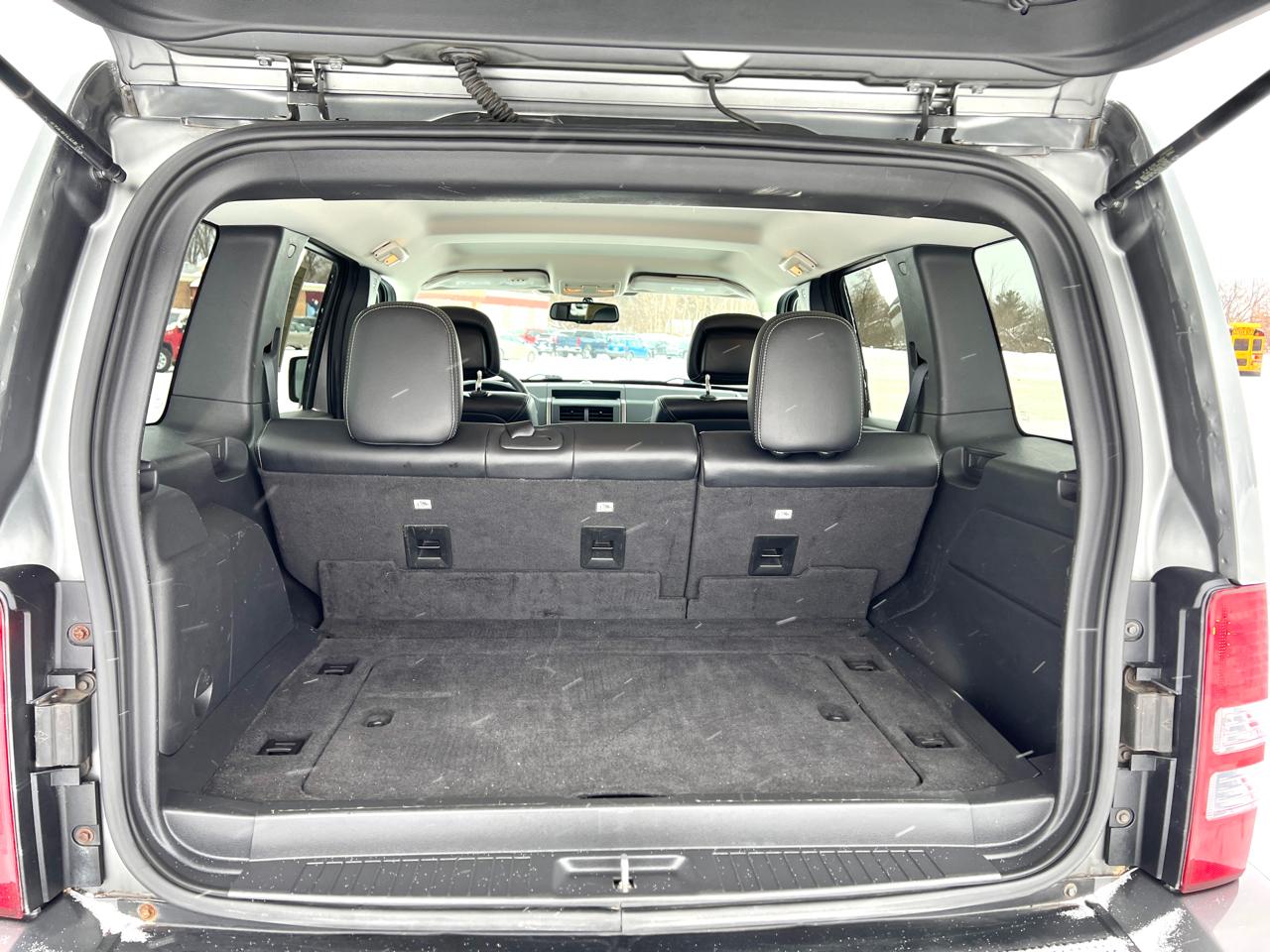 Jeep Liberty Sport 4WD 2012