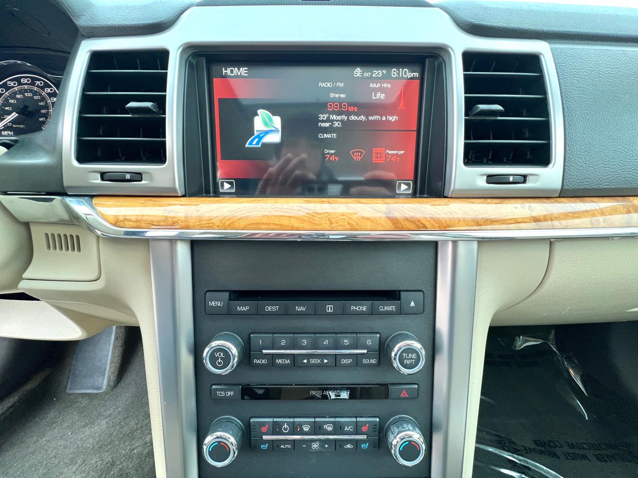 Lincoln MKZ Hybrid Sedan 2012