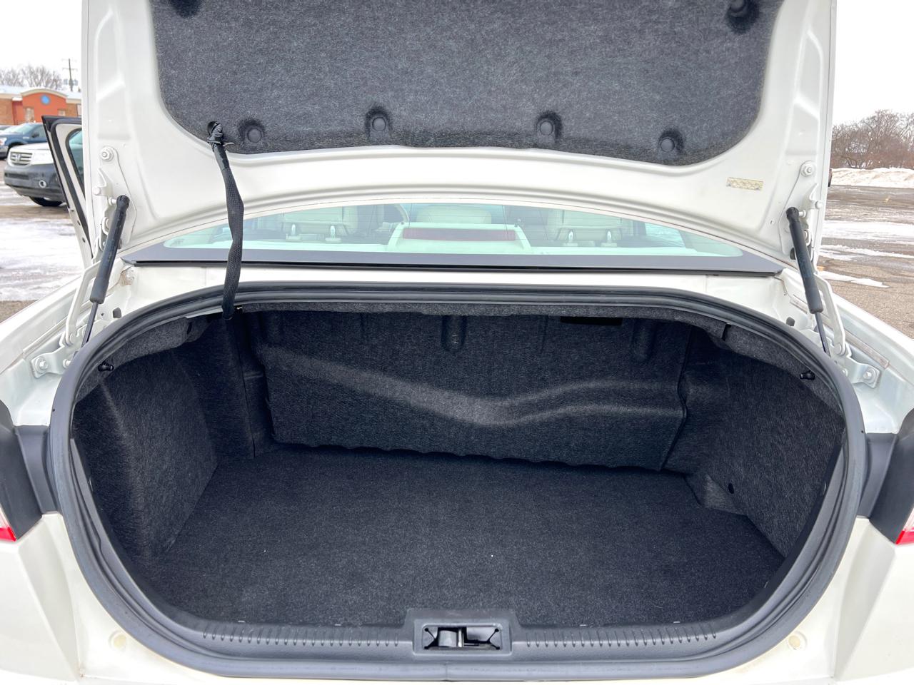 Lincoln MKZ Hybrid Sedan 2012