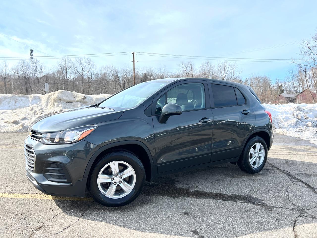 Chevrolet Trax LS 4D SUV FWD 2020