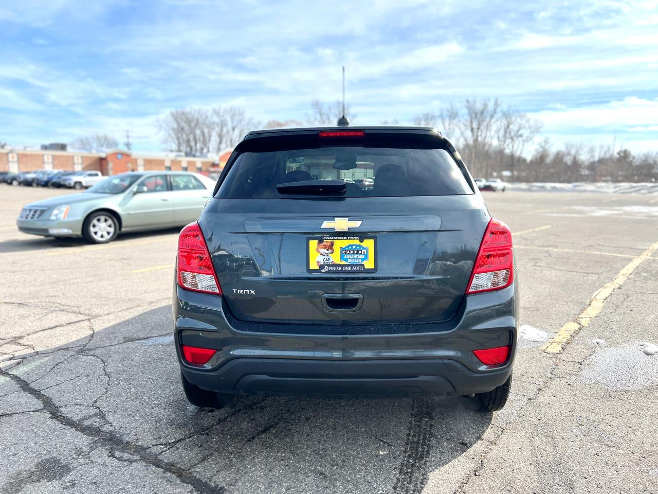 Chevrolet Trax LS 4D SUV FWD 2020