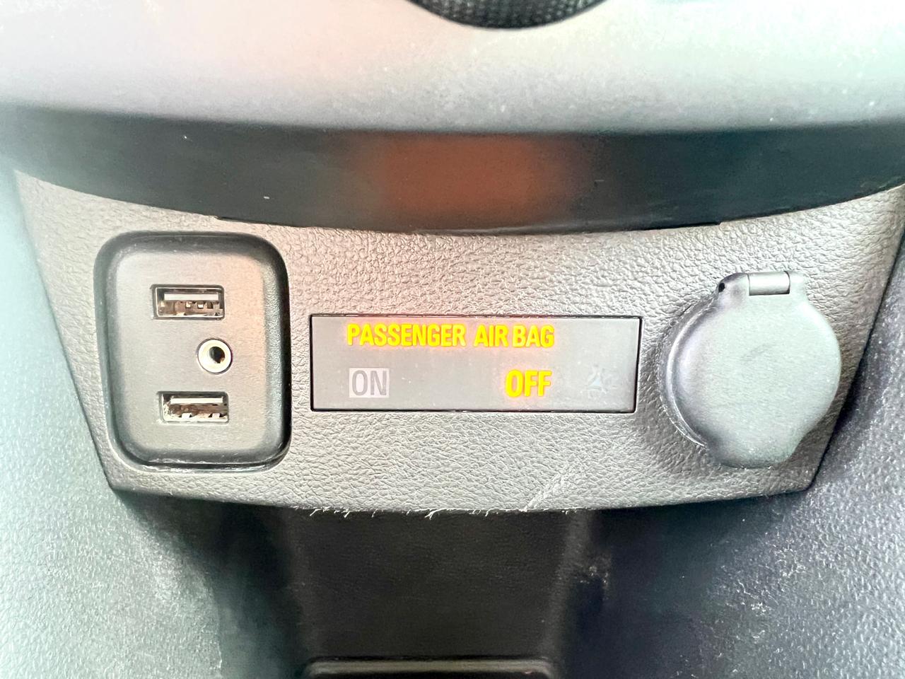 Chevrolet Trax LS 4D SUV FWD 2020