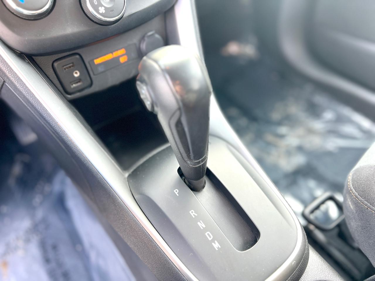 Chevrolet Trax LS 4D SUV FWD 2020