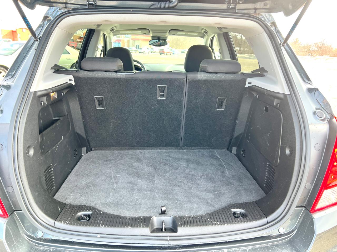 Chevrolet Trax LS 4D SUV FWD 2020