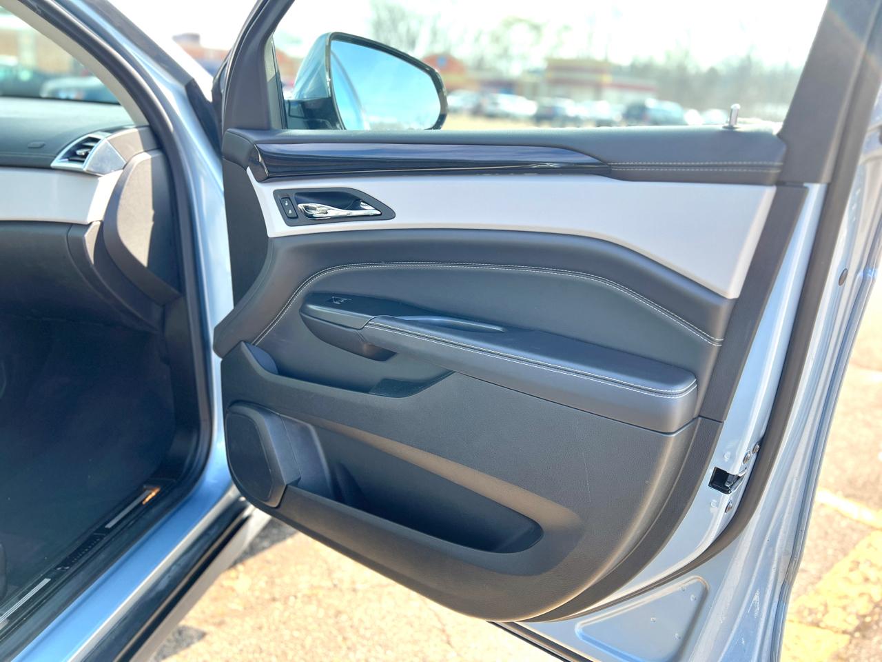 Cadillac SRX Luxury Collection AWD 2014