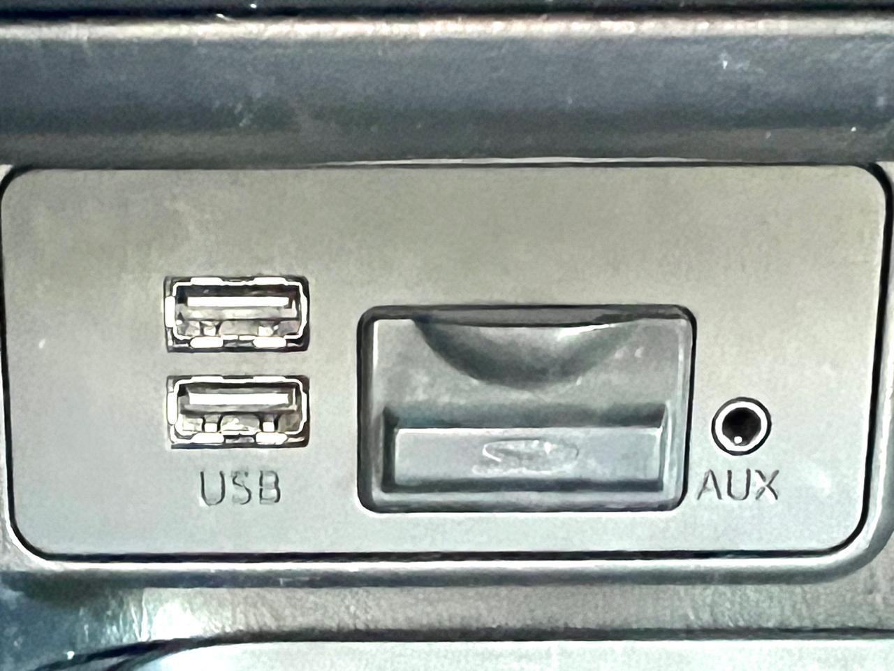 Mazda MAZDA3 i Touring AT 5-Door 2015