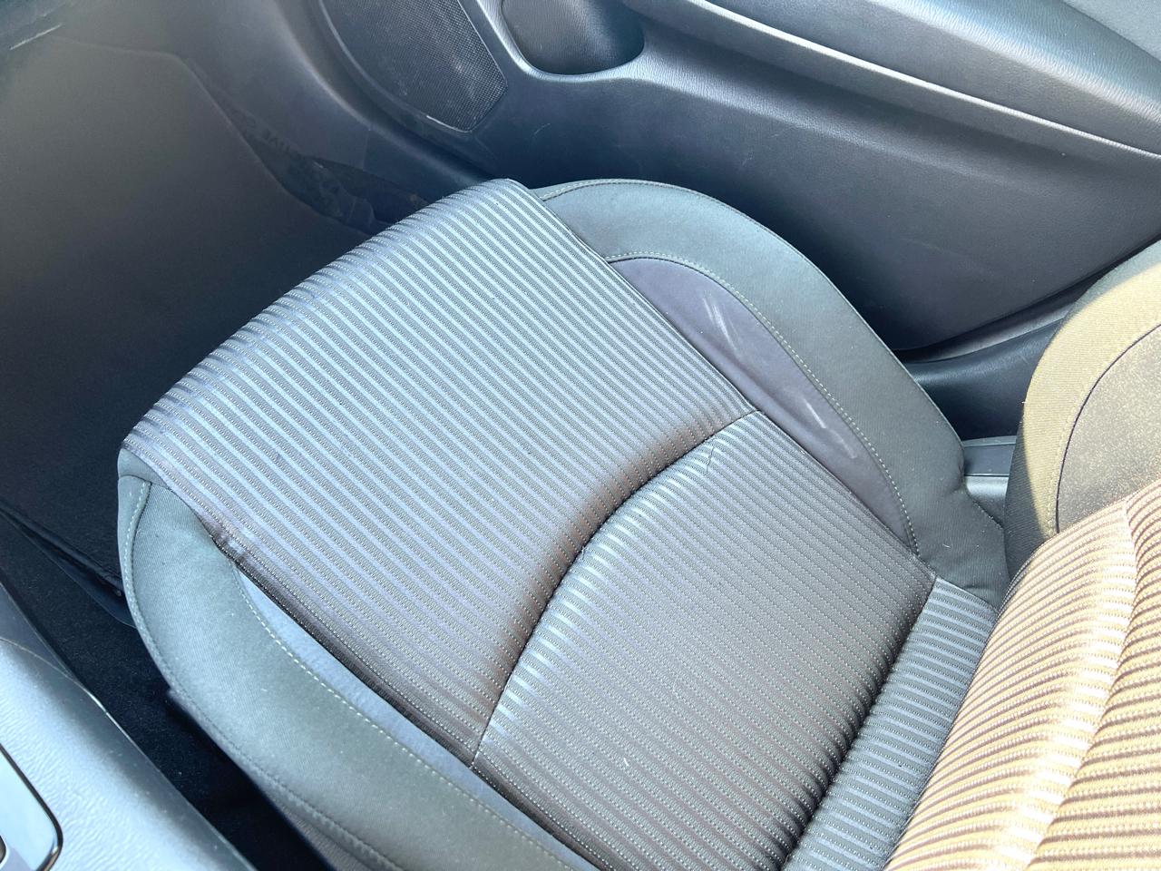 Mazda MAZDA3 i Touring AT 5-Door 2015