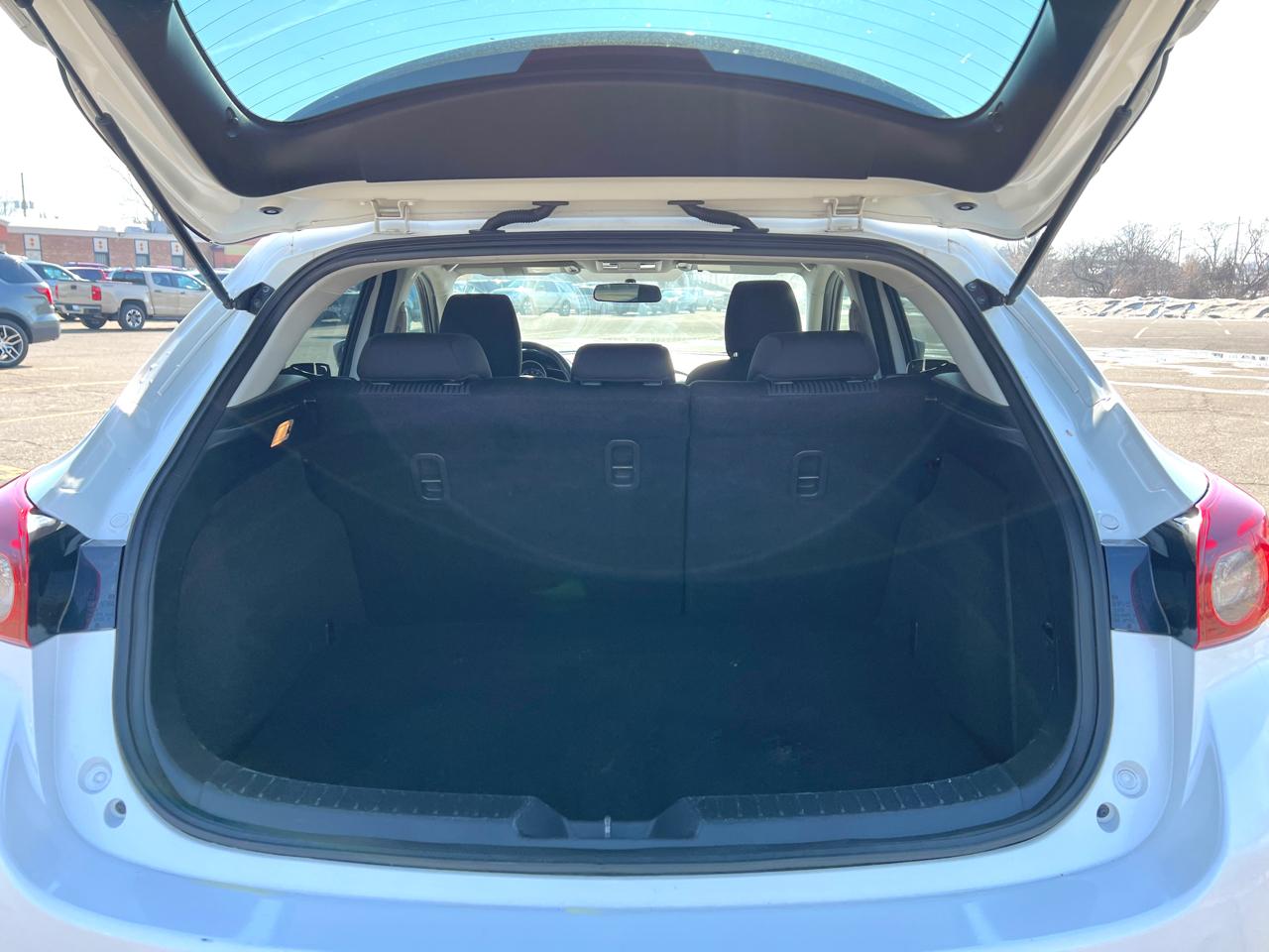 Mazda MAZDA3 i Touring AT 5-Door 2015