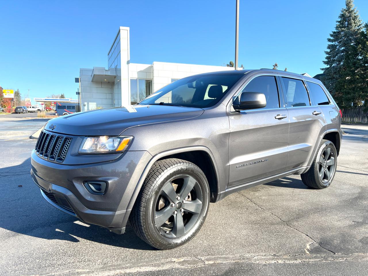 Jeep Grand Cherokee Altitude 4D SUV 4WD 2015