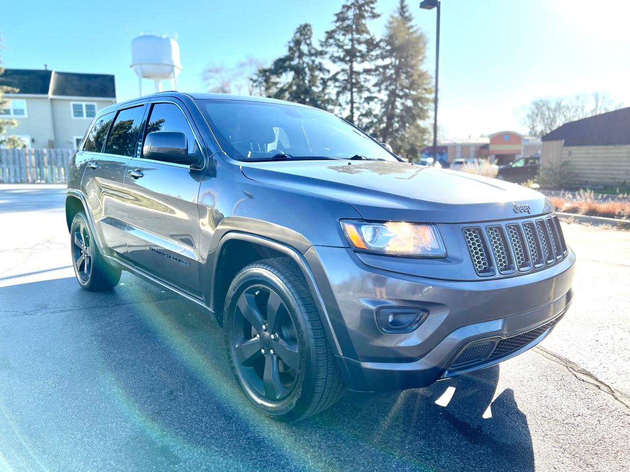 Jeep Grand Cherokee Altitude 4D SUV 4WD 2015