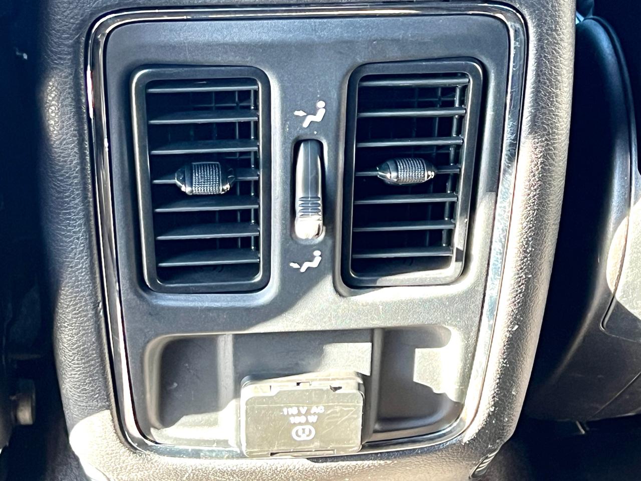 Jeep Grand Cherokee Altitude 4D SUV 4WD 2015