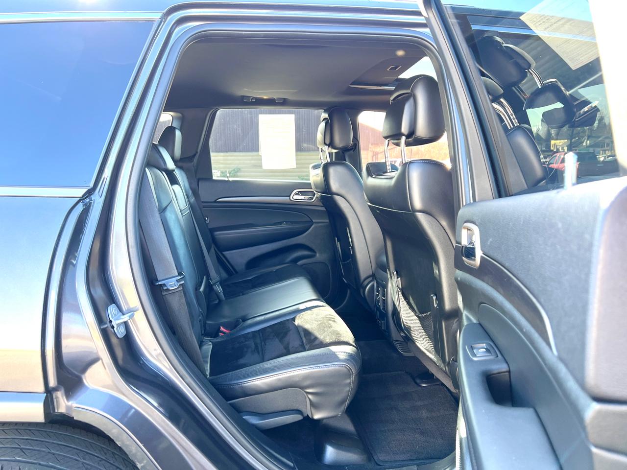 Jeep Grand Cherokee Altitude 4D SUV 4WD 2015