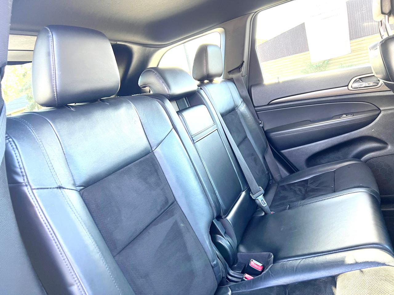 Jeep Grand Cherokee Altitude 4D SUV 4WD 2015