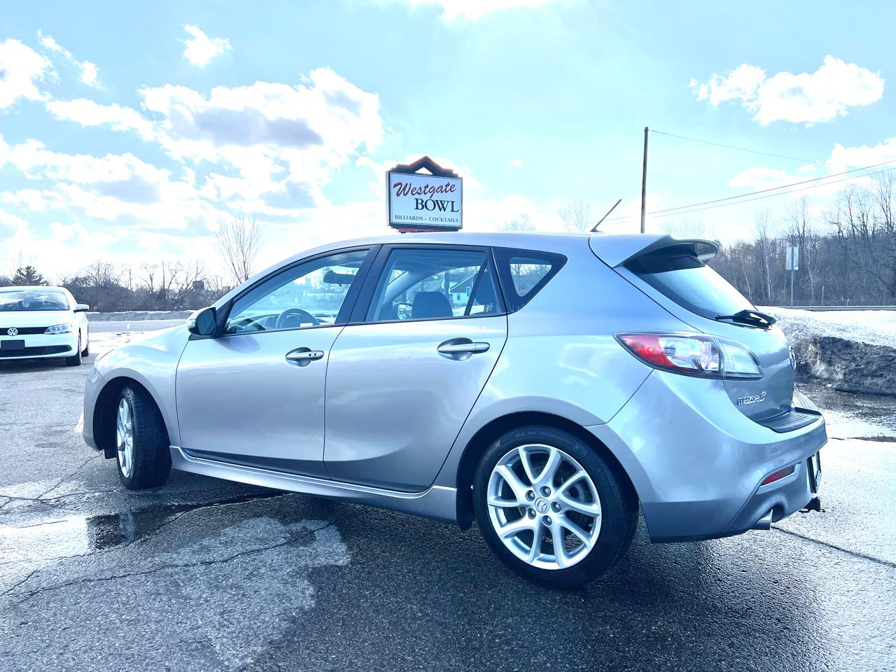 Mazda MAZDA3 s Touring 5-Door 2012