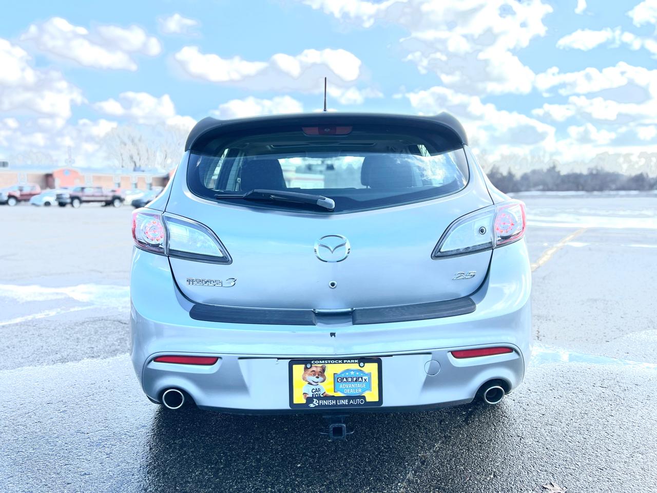 Mazda MAZDA3 s Touring 5-Door 2012