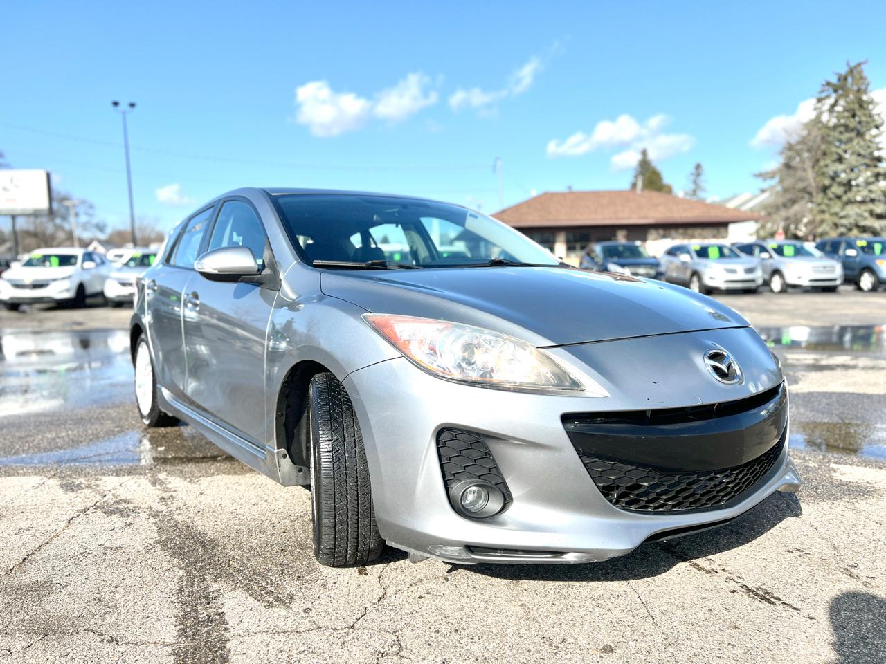 Mazda MAZDA3 s Touring 5-Door 2012