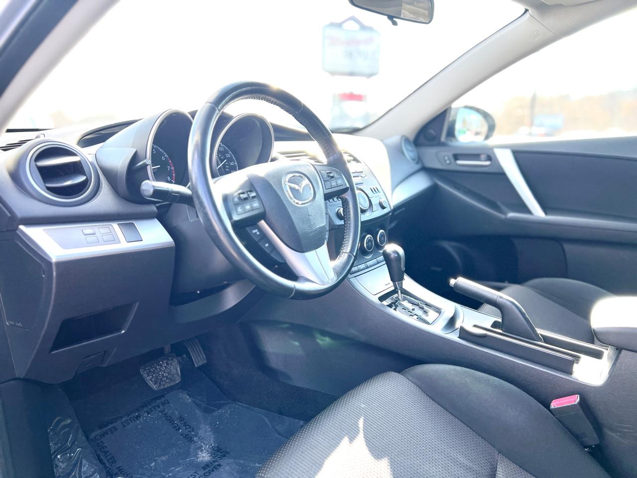 Mazda MAZDA3 s Touring 5-Door 2012